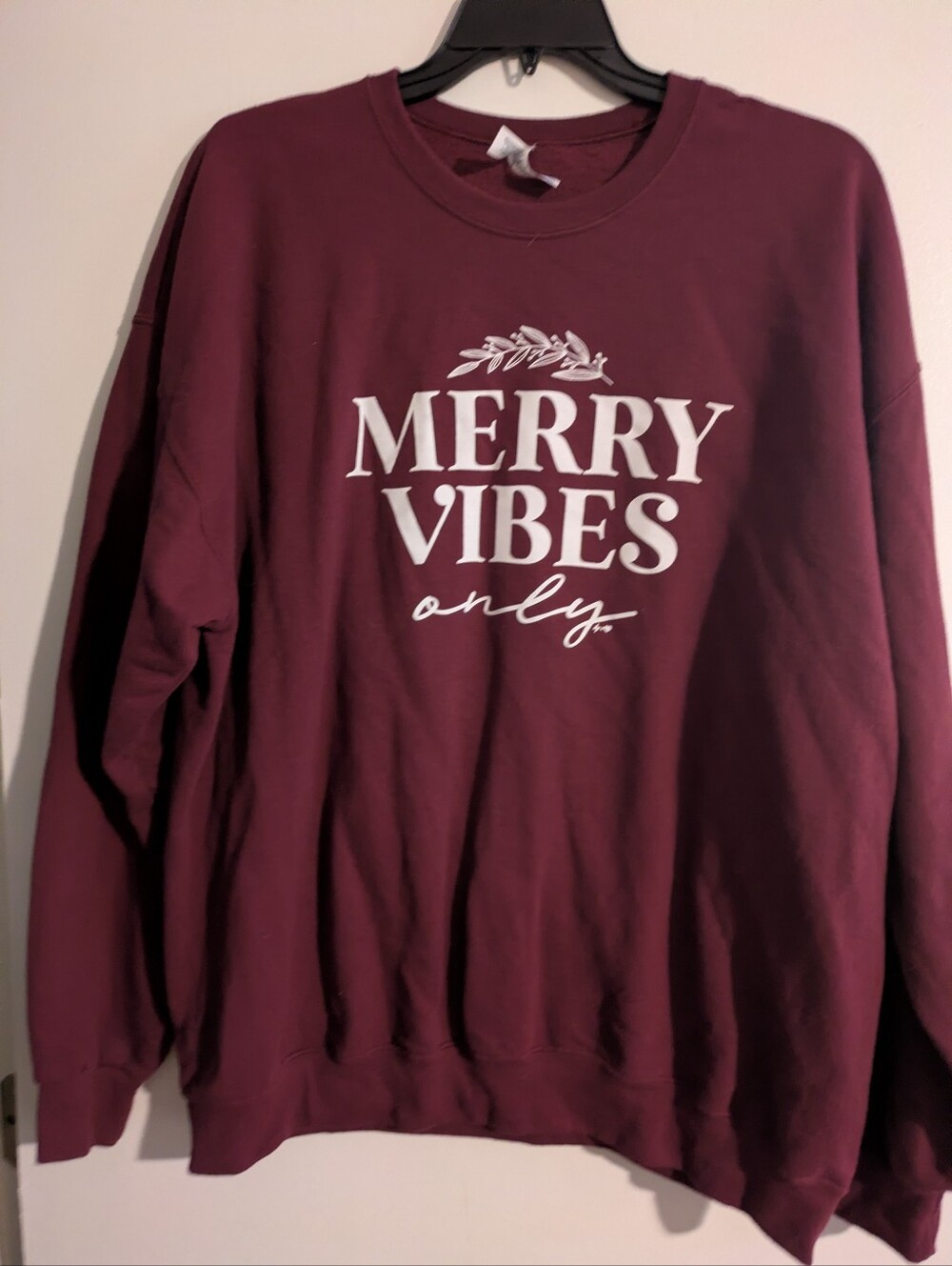 JERZEES 2XL Merry Vibes Only Christmas Sweatshirt Burgundy